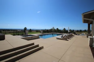 Luxury Swimming Pool